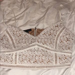 Kendall & Kylie white/tan crop top